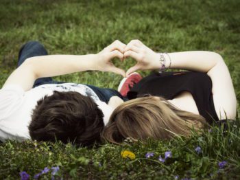 7 Cara Mempertahankan Hubungan Percintaan di Ibukota - Dating Tips