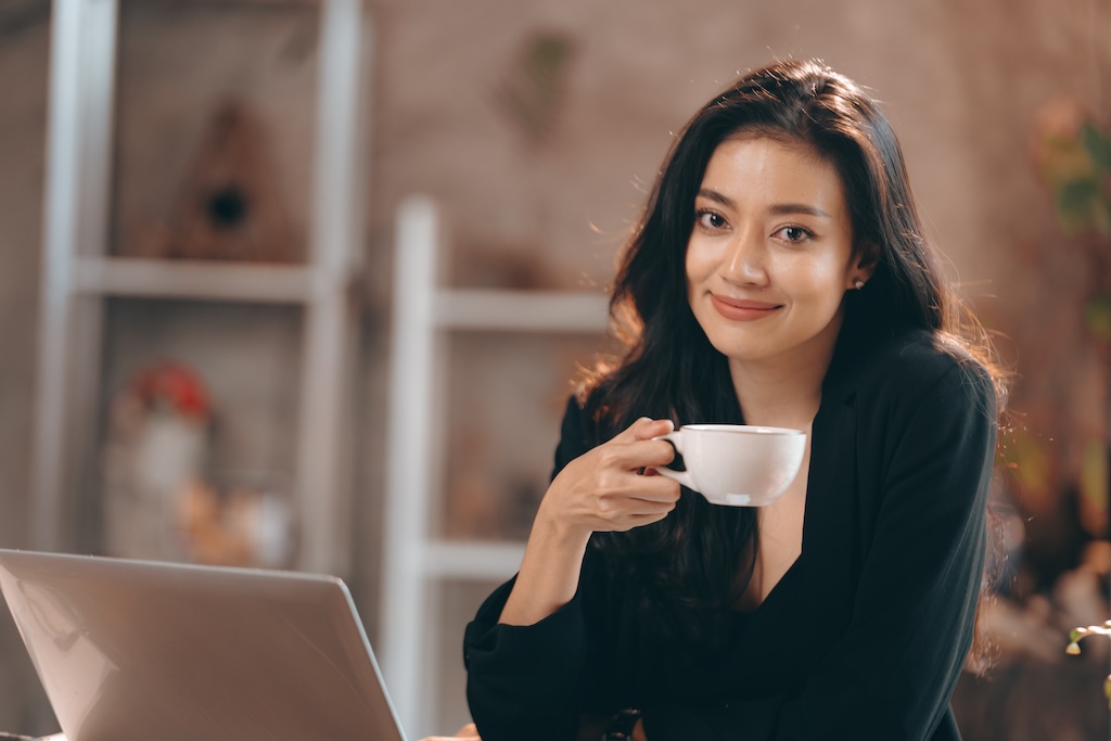 How a Matchmaker Saves You Time vs Swiping: The Smartest Shortcut to ...